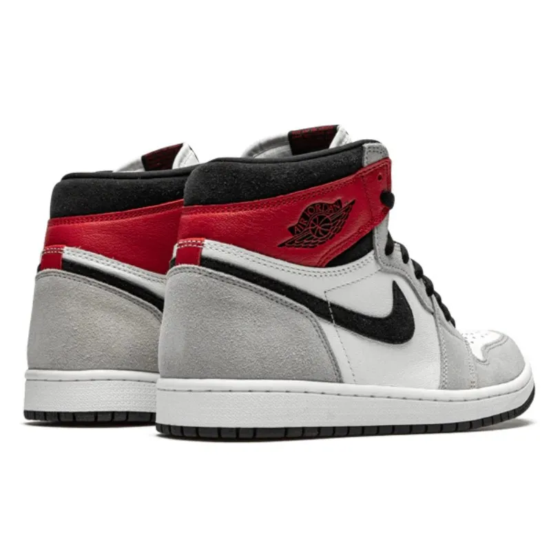 Air Jordan 1 Retro High Light Smoke Grey