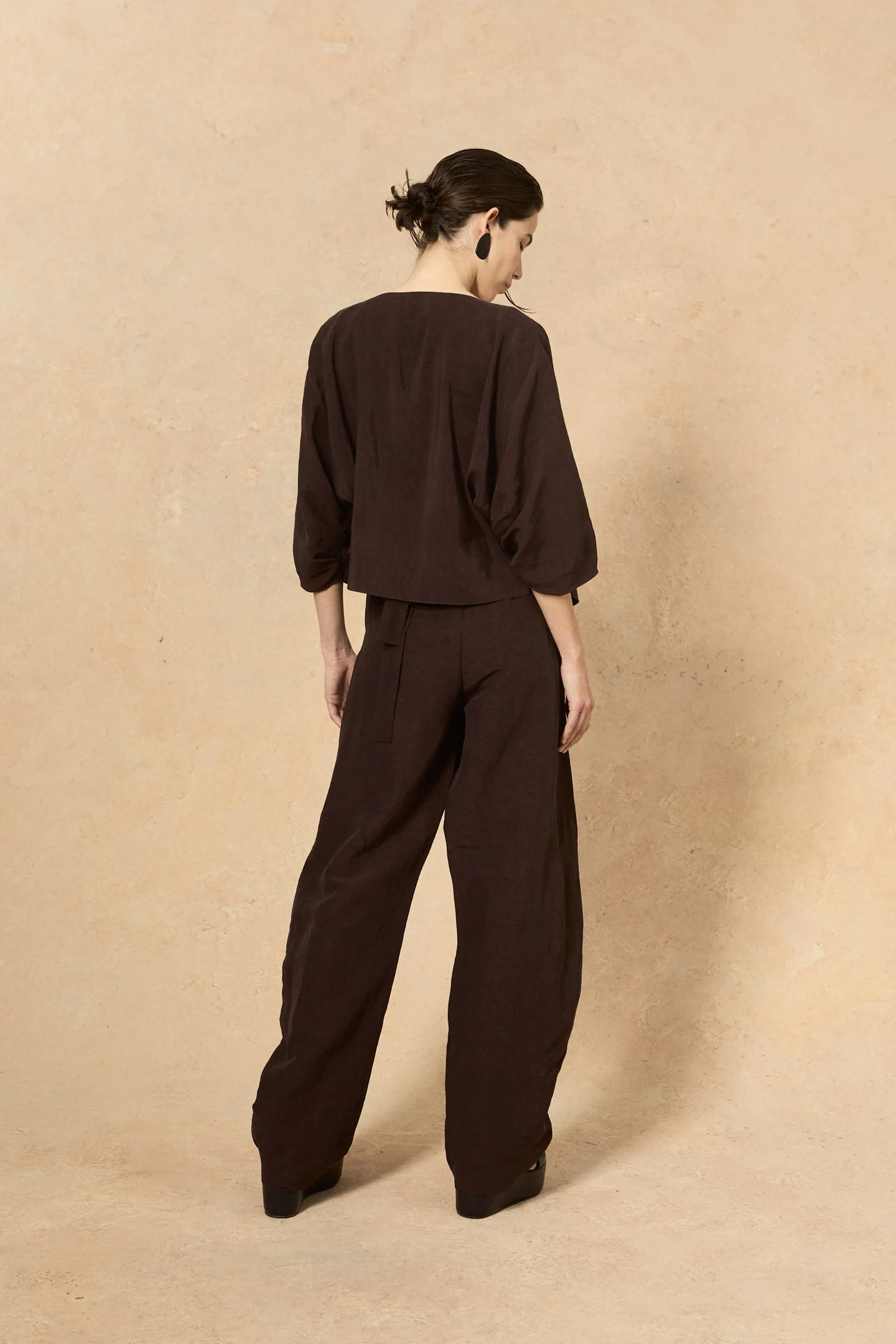 Arco, pants in burgundy linen and cupro
