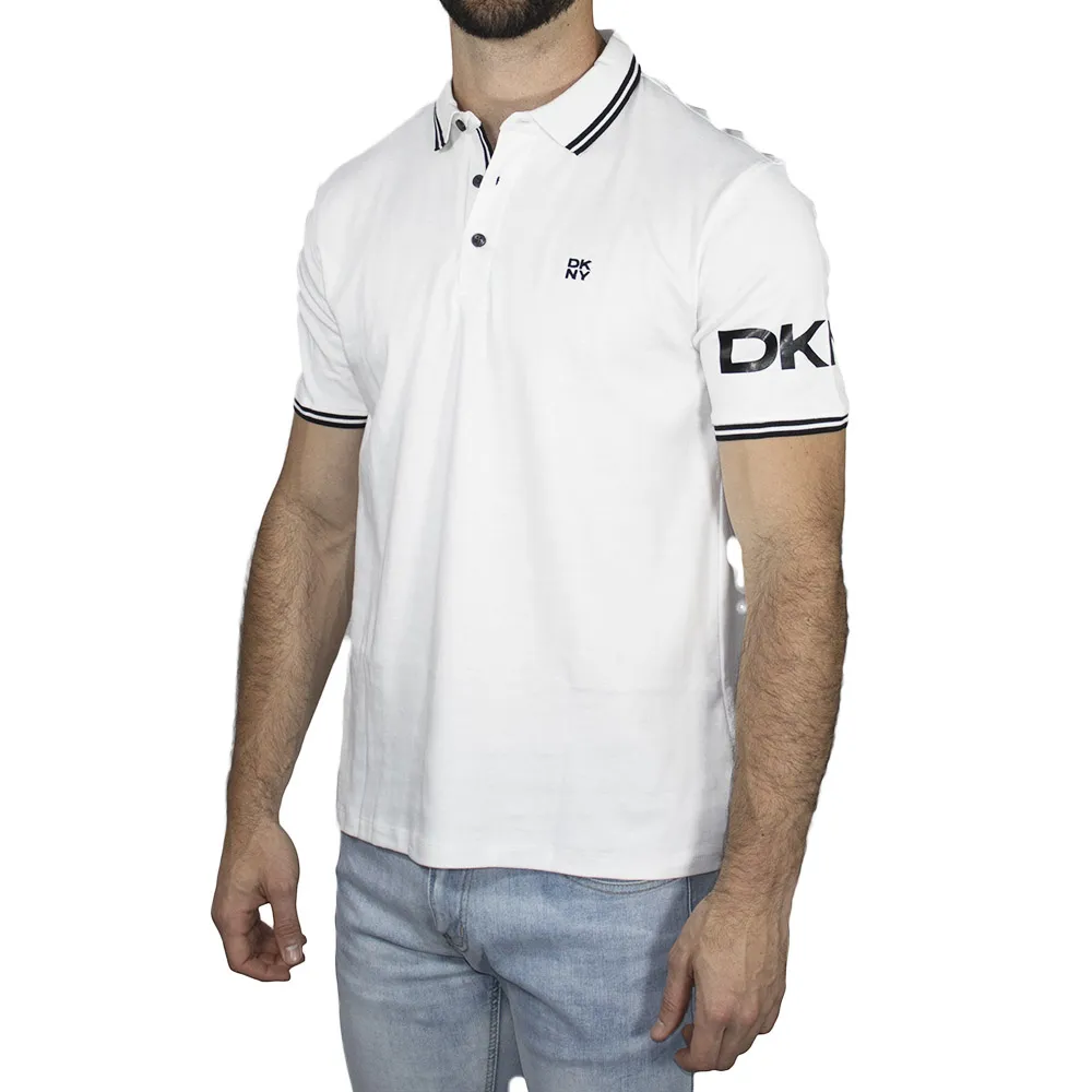 Chemise manga corta con el logo en la manga y pecho