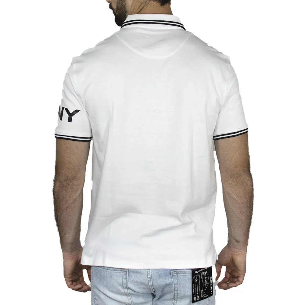 Chemise manga corta con el logo en la manga y pecho