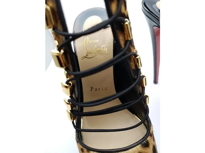 Christian Louboutin Pony troubida 150 Jaguar Estampado de leopardo 