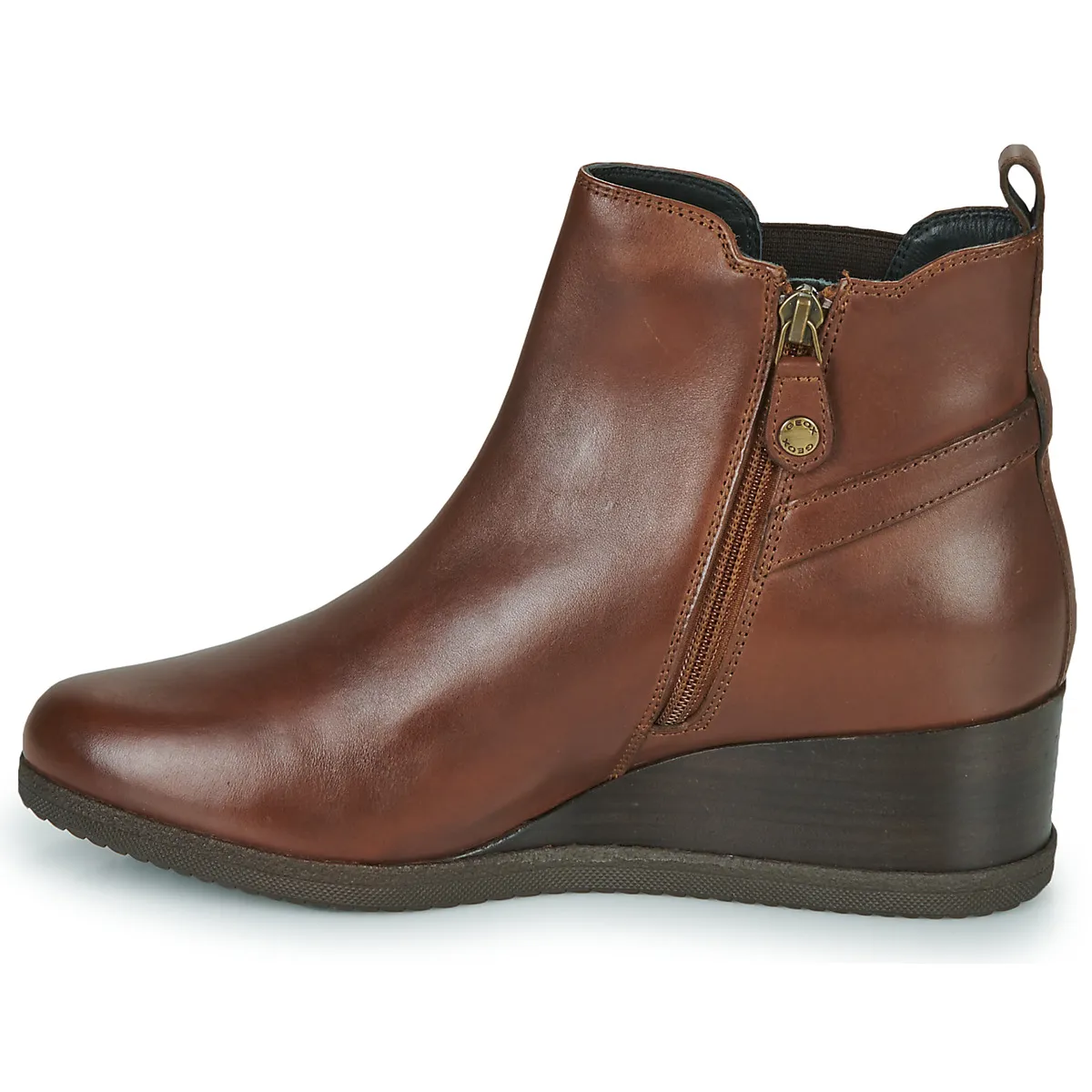 D ANYLLA WEDGE C