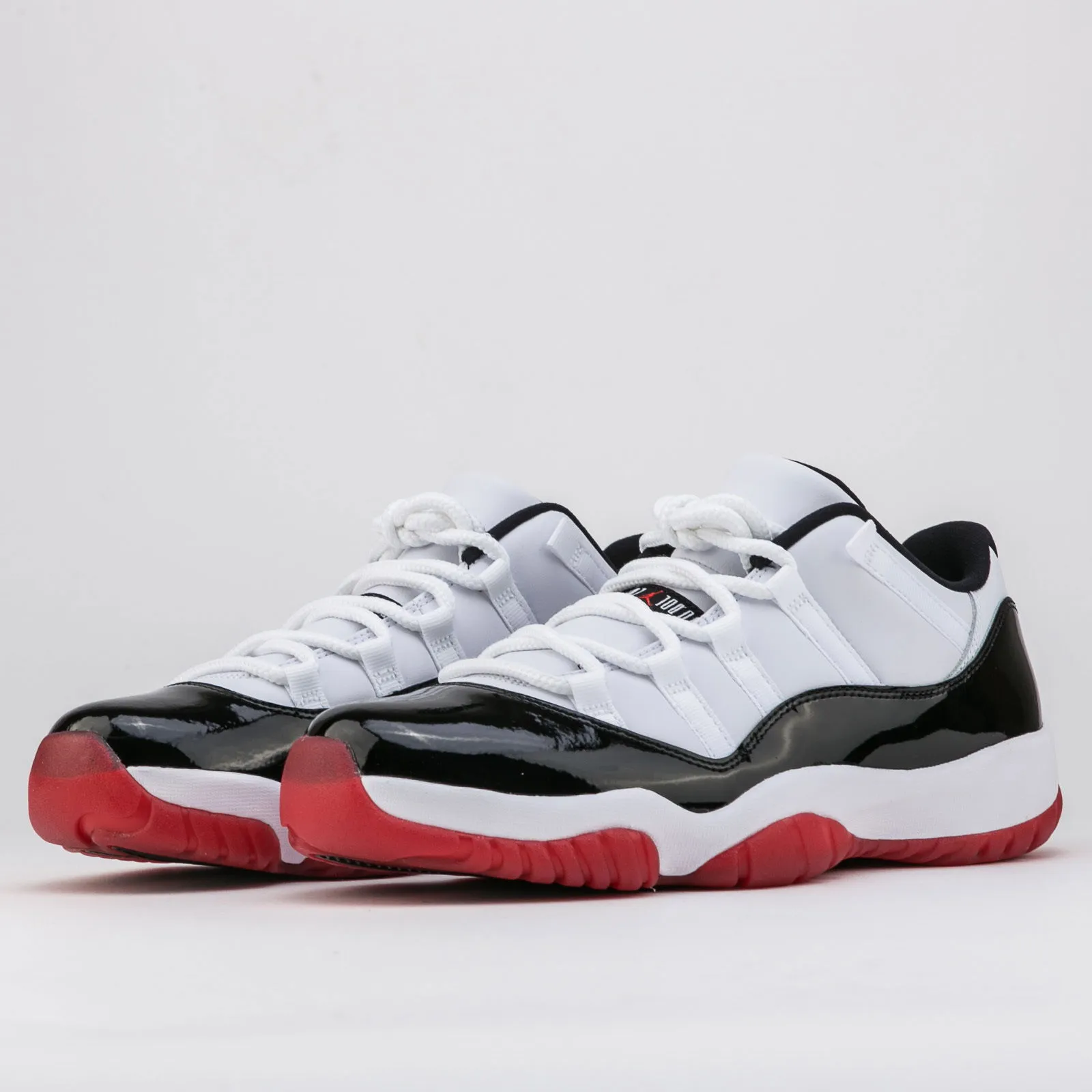 JORDAN AIR JORDAN 11 RETRO LOW "CONCORDBRED"