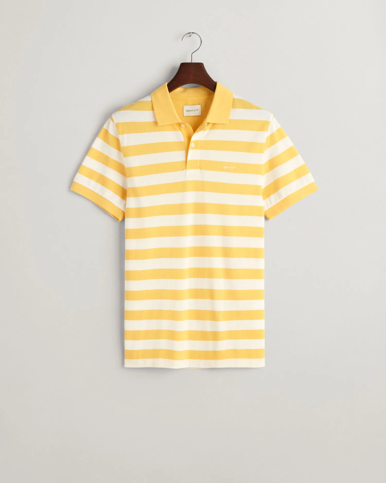 Polo de piqué a rayas anchas