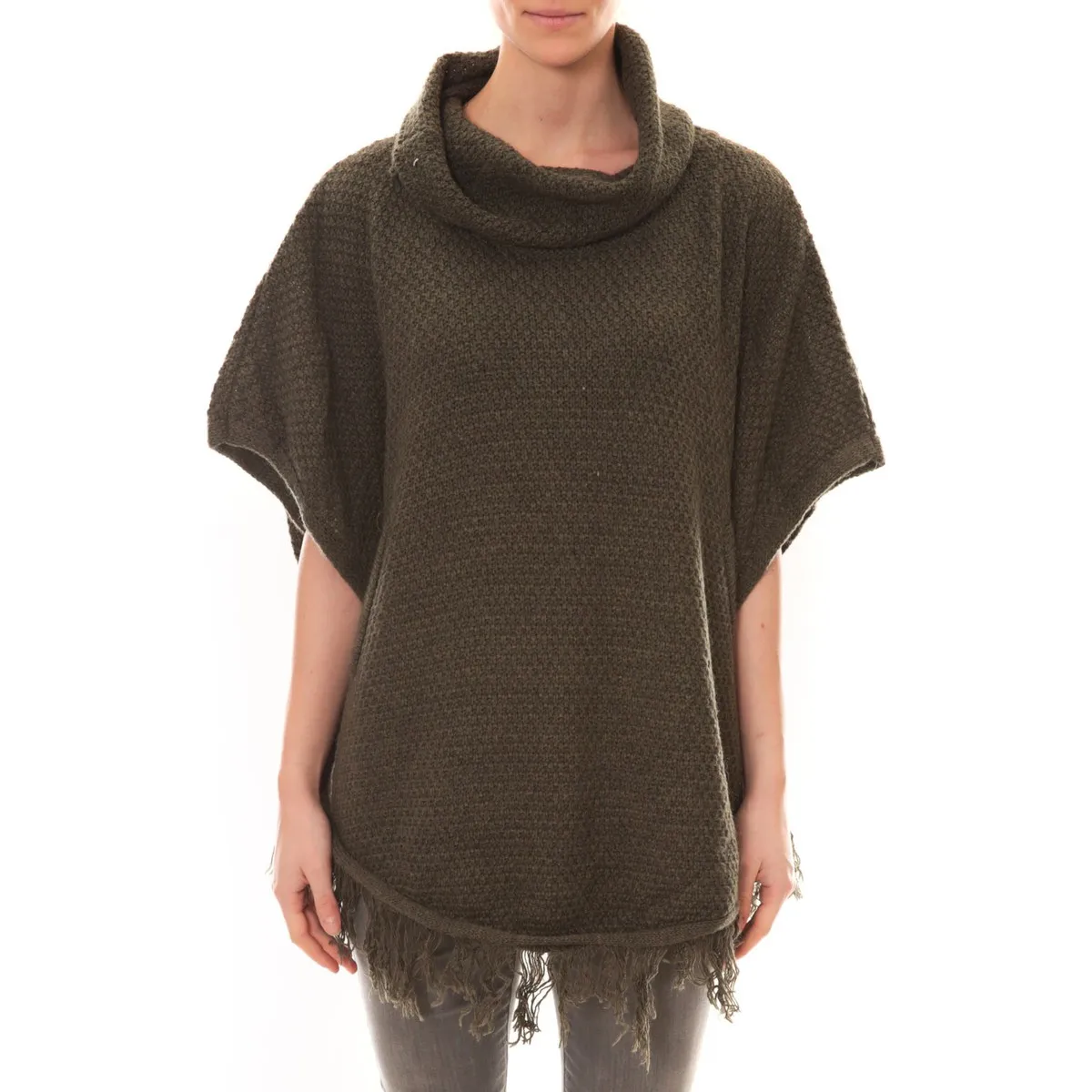 Poncho Kaki