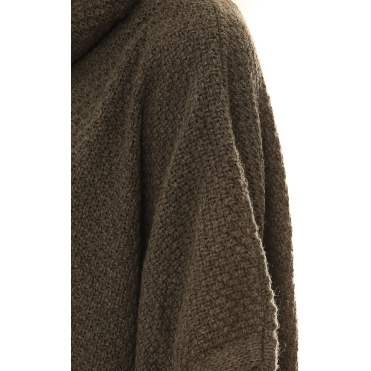 Poncho Kaki