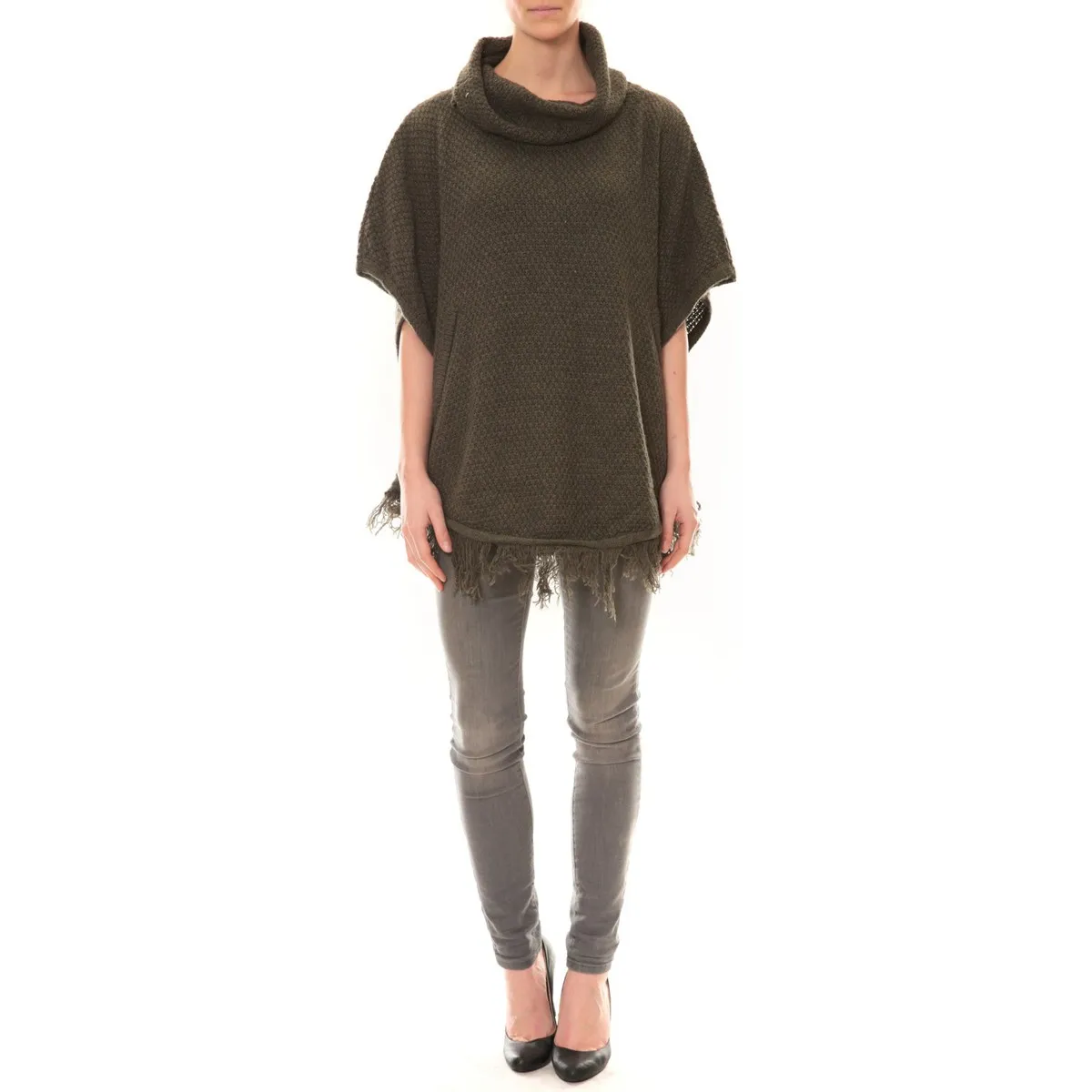 Poncho Kaki