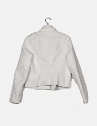 Quiz Chaqueta biker blanca