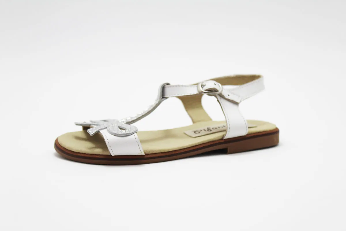Sandalia blanco/plata niña