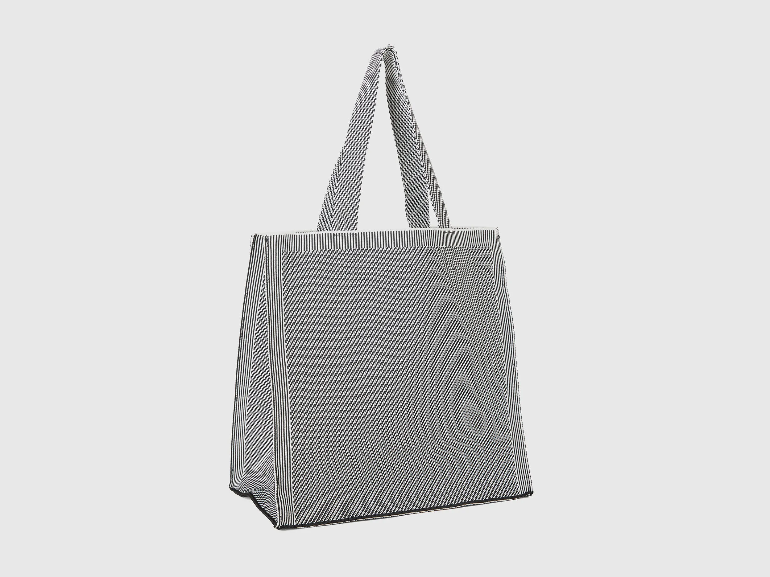 Tote bag reversible blanca y negra