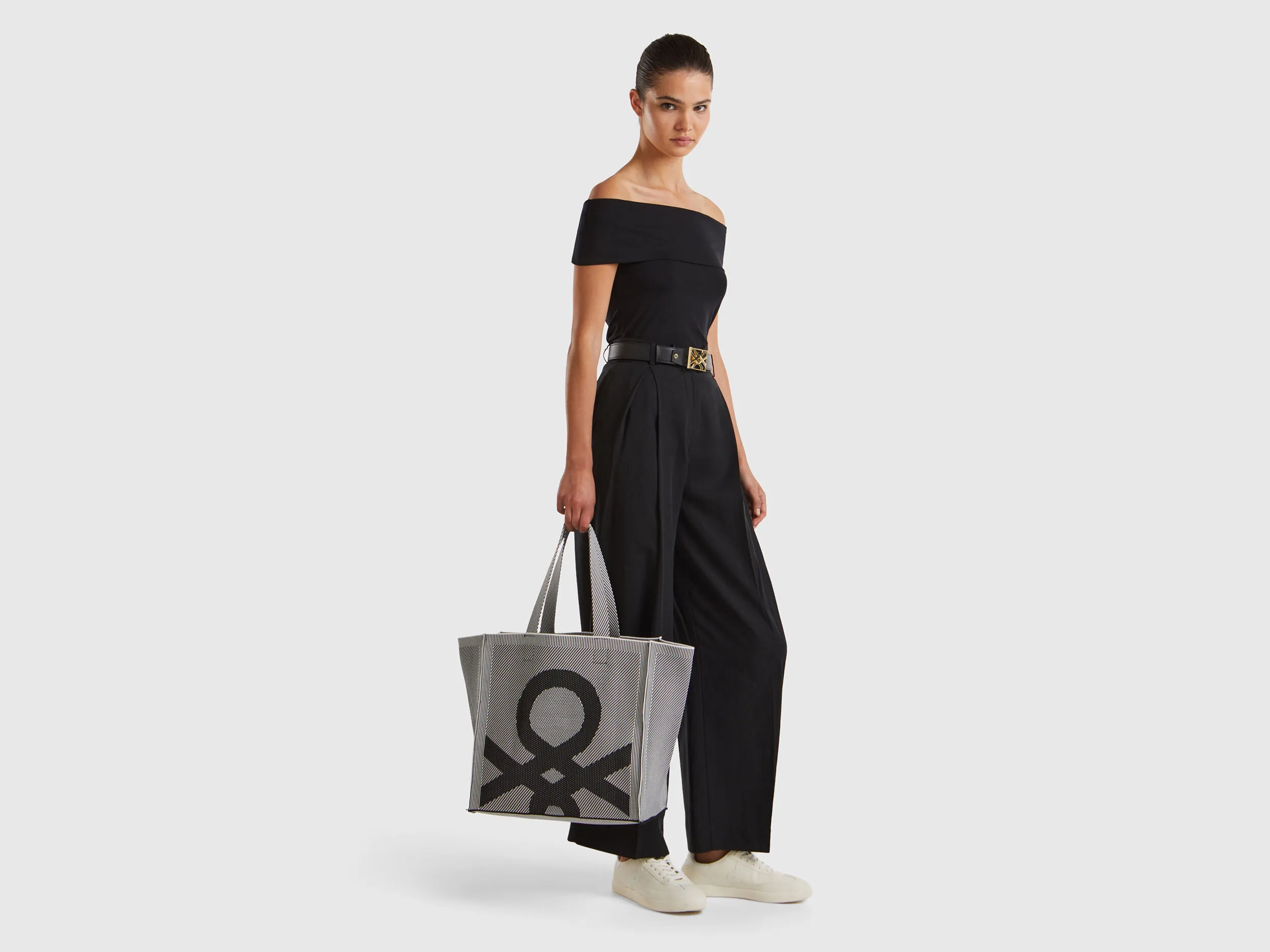 Tote bag reversible blanca y negra