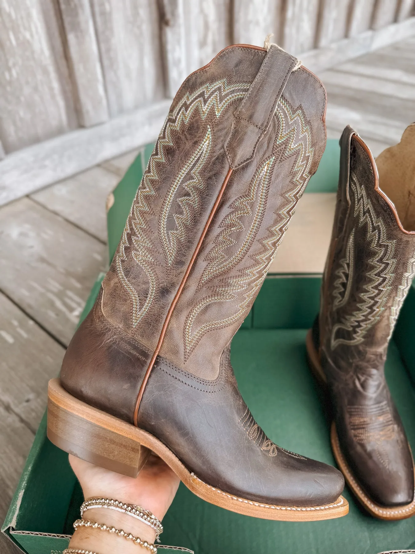 WOMEN'S R. WATSON MAD BROWN GOAT BOATS