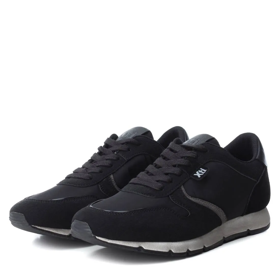 ZAPATO DE HOMBRE XTI BASIC 04814502